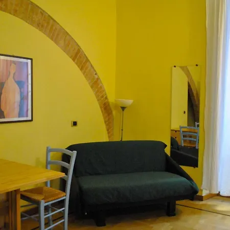 Guetshero - Mae Suites - Albenga